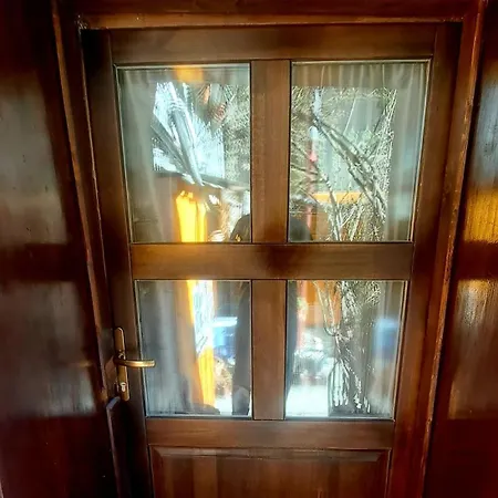 Hanul Rosu Apartman Brassó