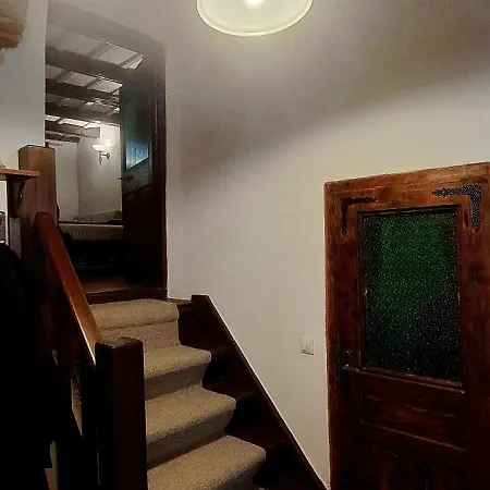 Apartman Hanul Rosu Brassó