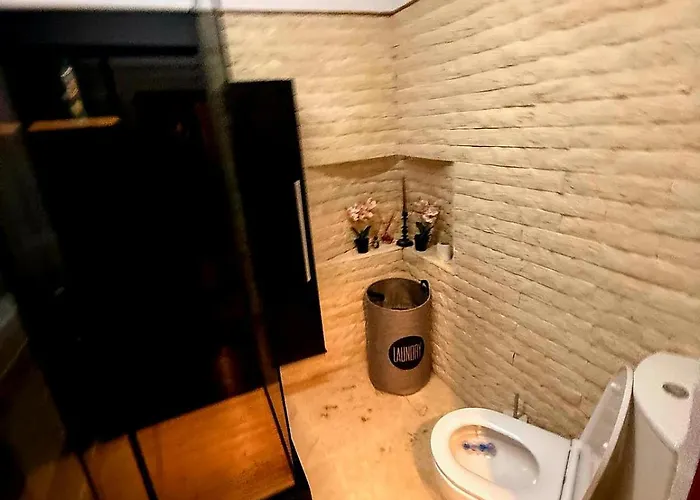 Hanul Rosu * Brassó