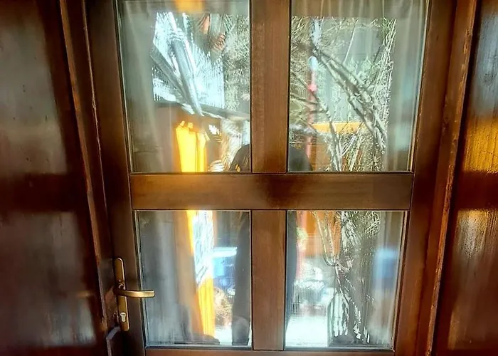 Hanul Rosu Apartman Brassó