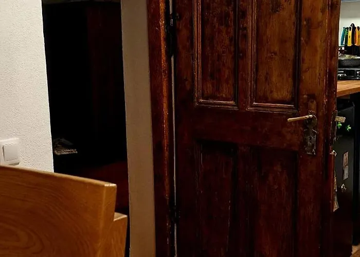 Apartman Hanul Rosu Brassó